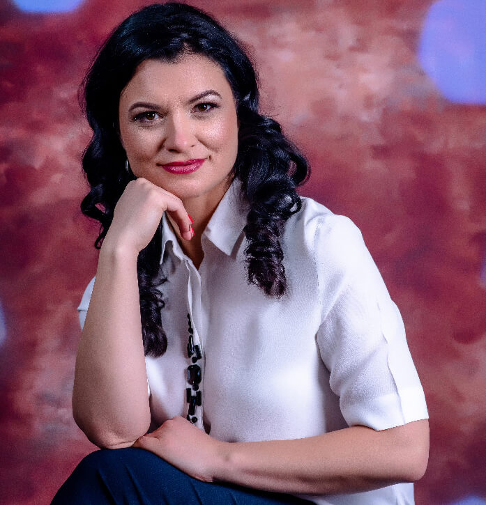 Delia Neda. Specialist în Metoda ESPERE - Specialist facilitator în metoda Constelațiilor Familiale