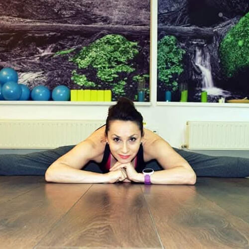 Raluca Roua Yoga. Instructor Yoga